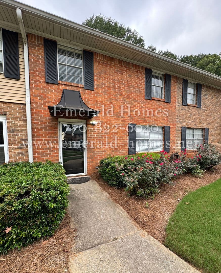 Lawrenceville Townhome: 217 Northdale Place
