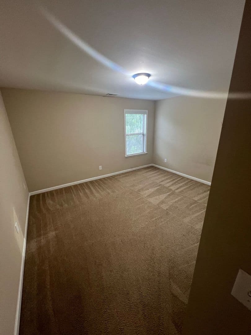 Lawrenceville House: 524 Tyne Drive