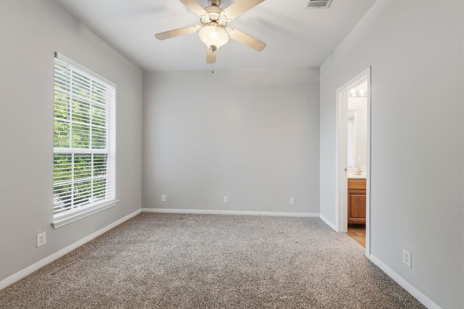 Austin Apartment: 5102 Caswell Ave