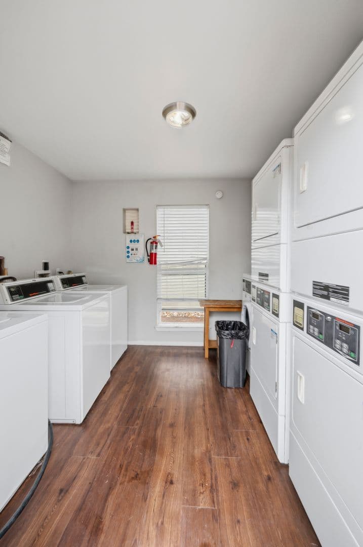 Austin Apartment: 2512 Durwood