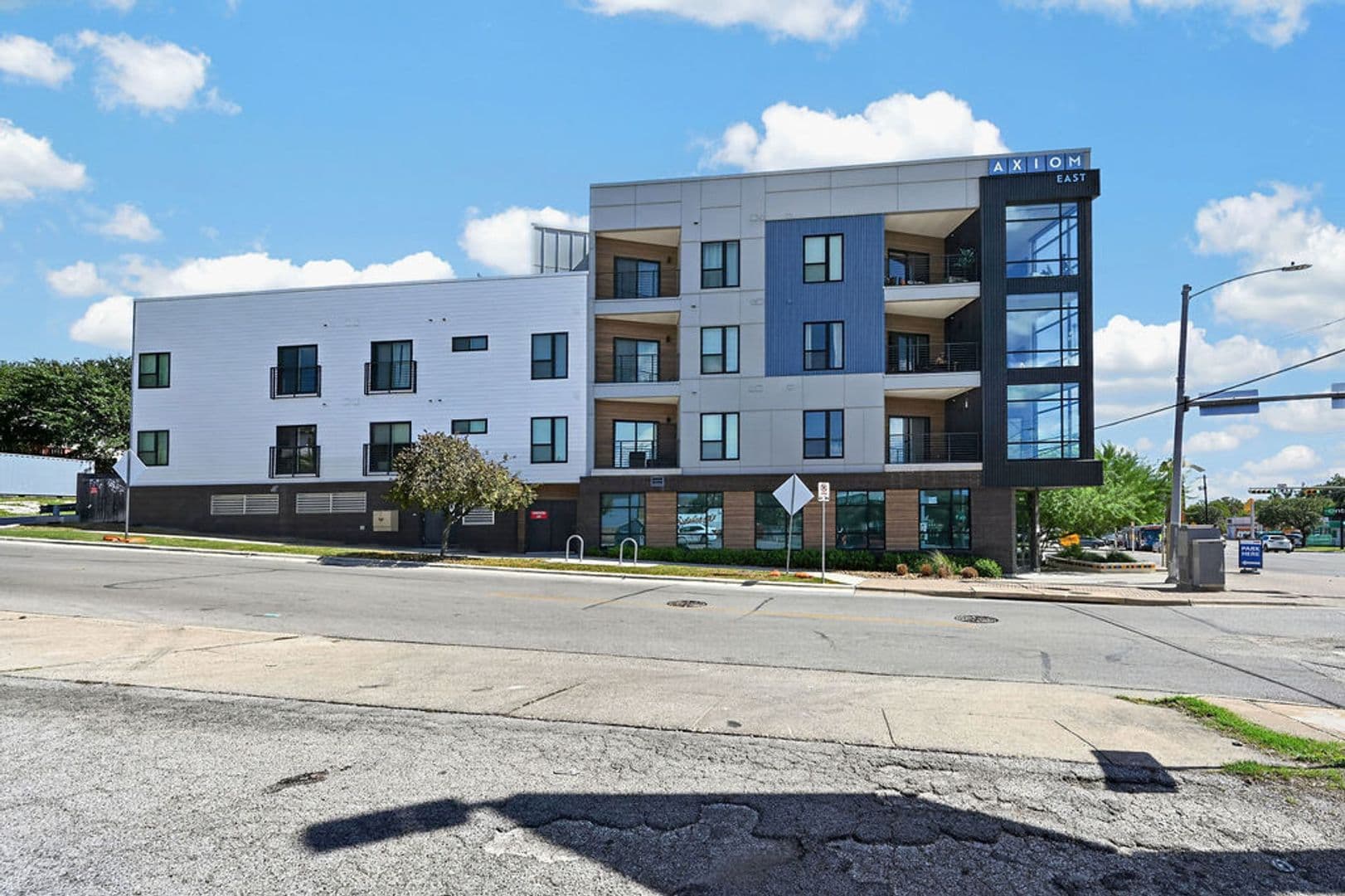 Austin Condo: 2220 Webberville Rd -210