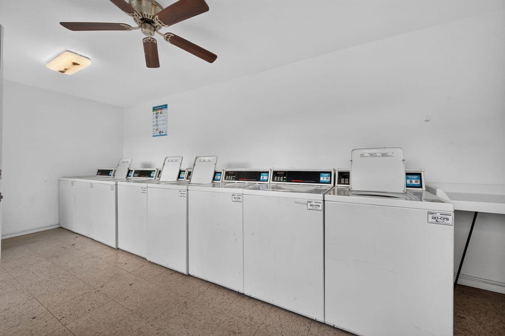 Austin House: 2124 Burton DR