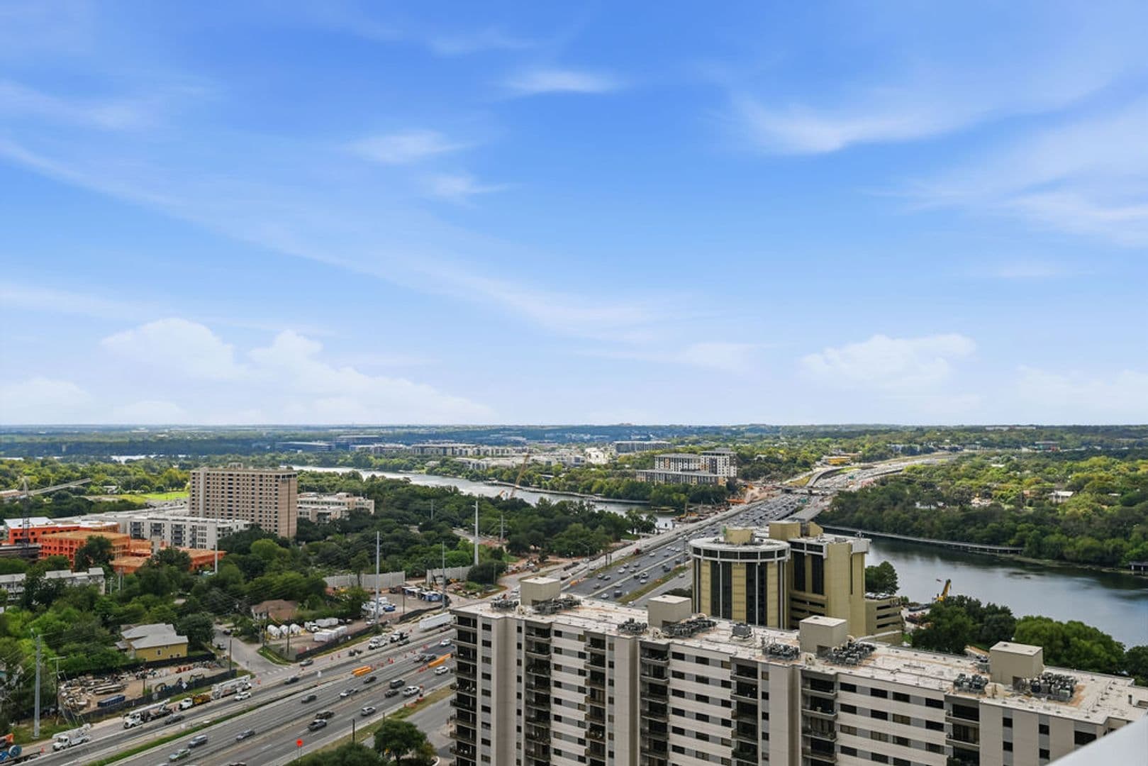 Austin Condo: 48 East Avenue #2506