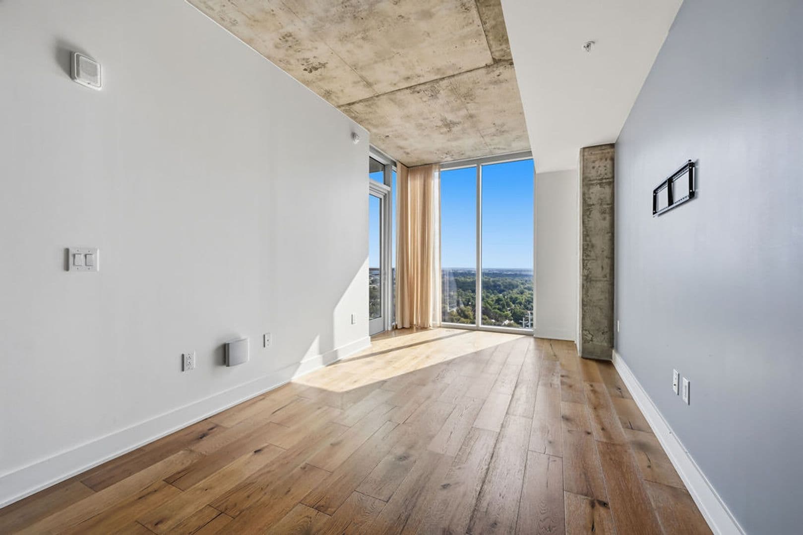 Austin Condo: 48 East Avenue #2506