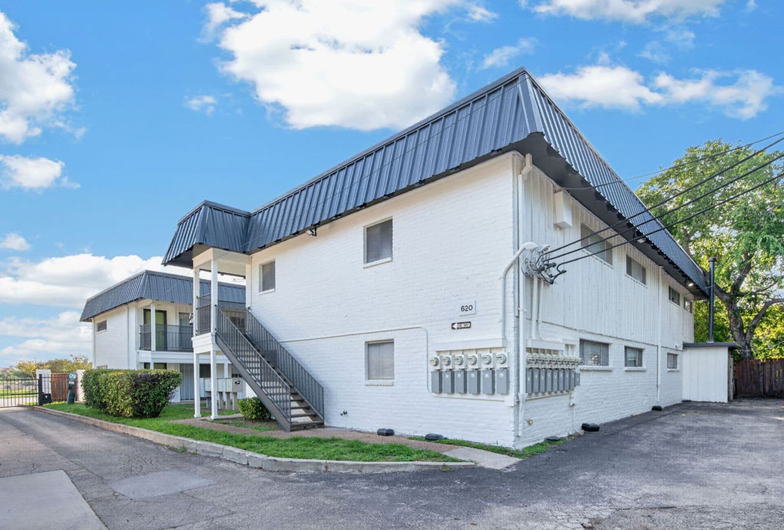 Austin Apartment: 620 W. 51st