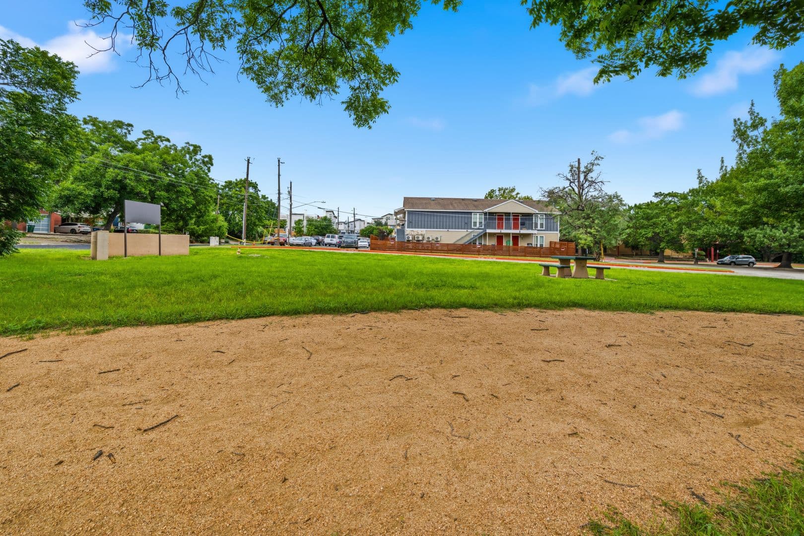 Austin Apartment: 2512 Durwood