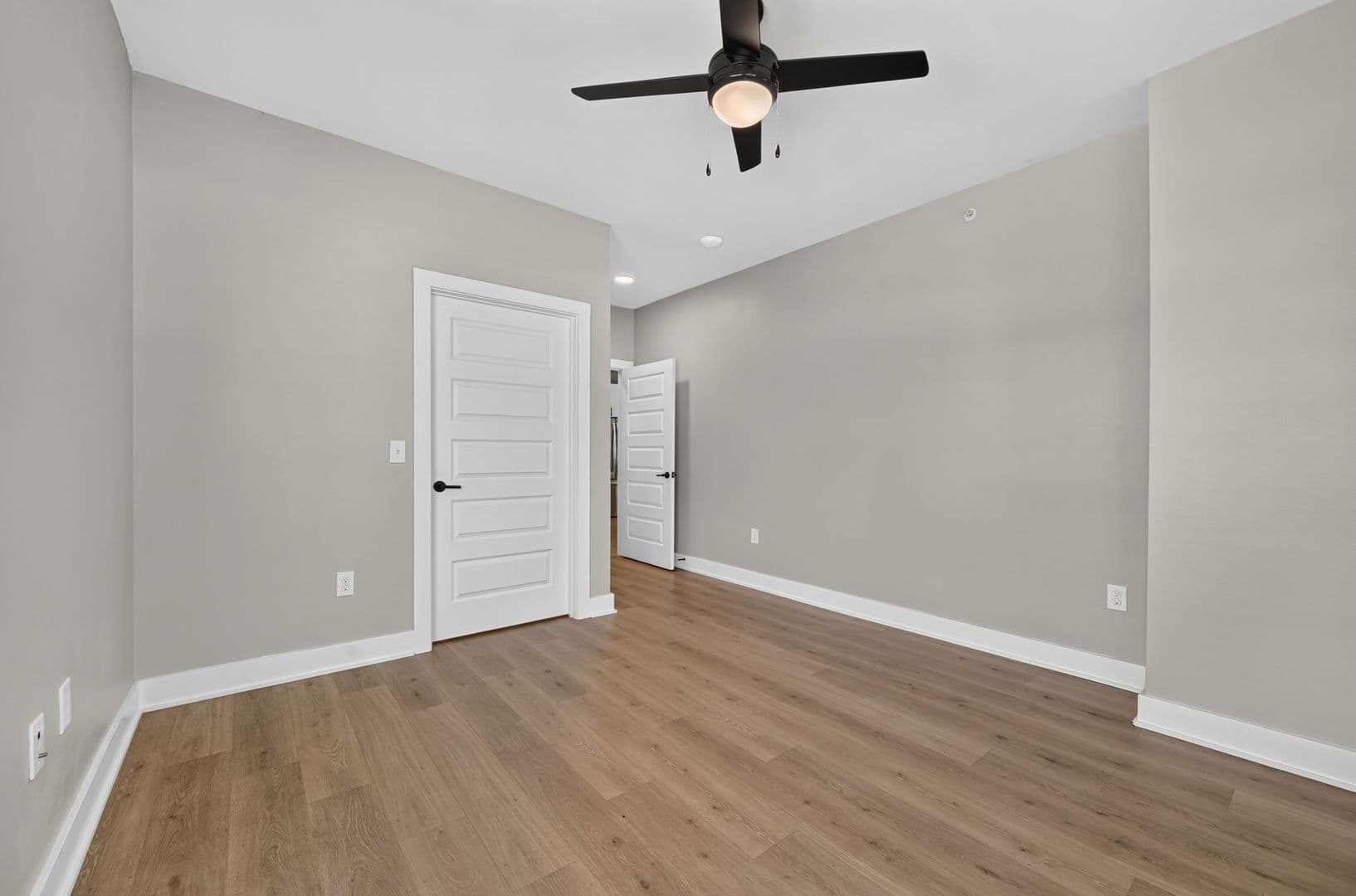 Austin Condo: 3101 Govalle Ave Unit 102