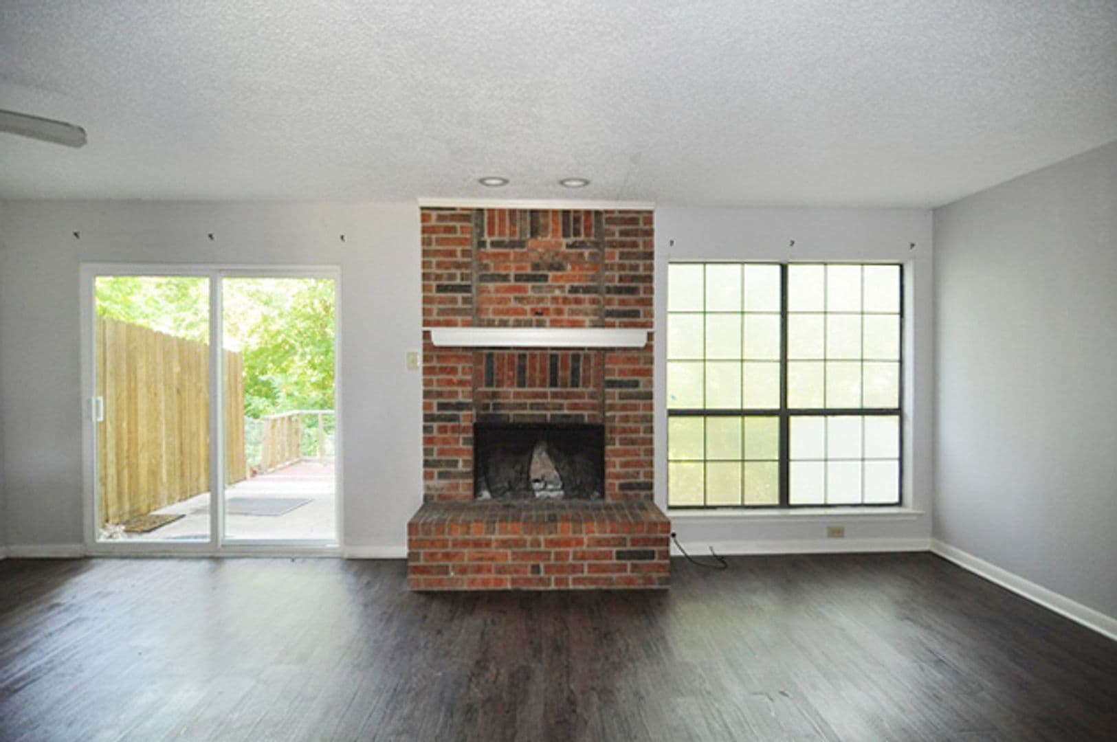 Garland Apartment: 5502 Loving Drive