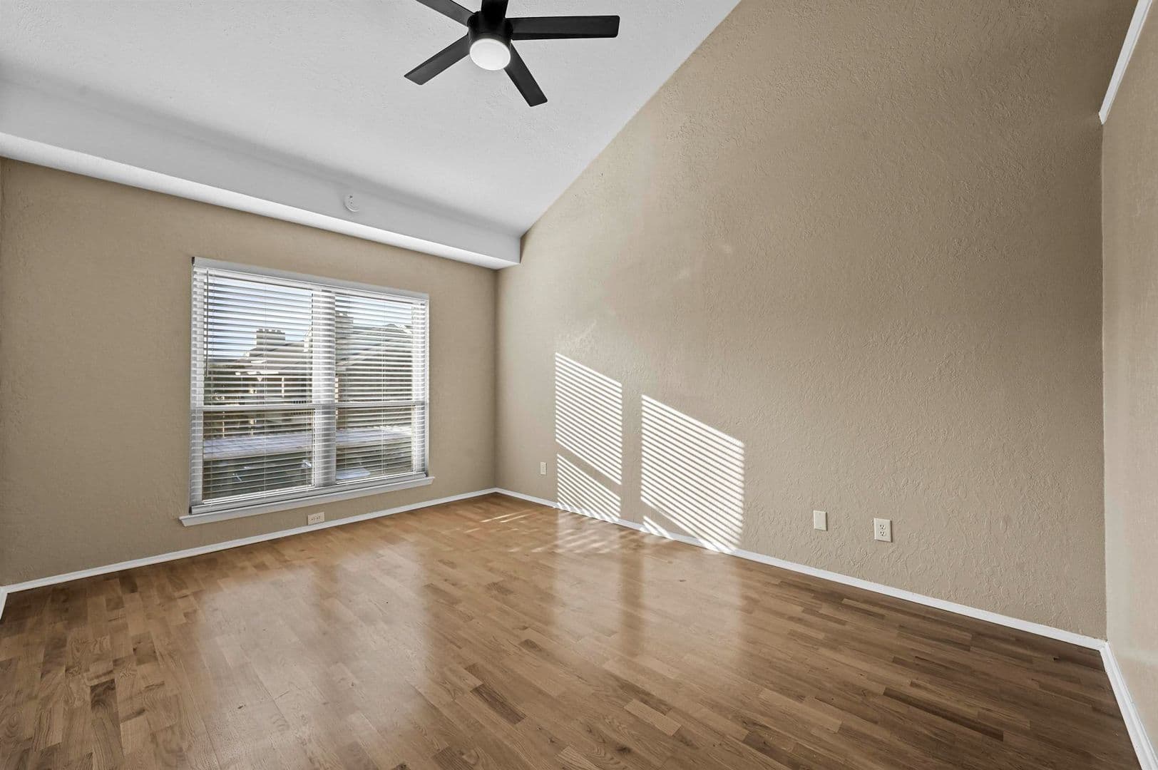 Plano Condo: 3100 Devonshire Drive, Unit 209