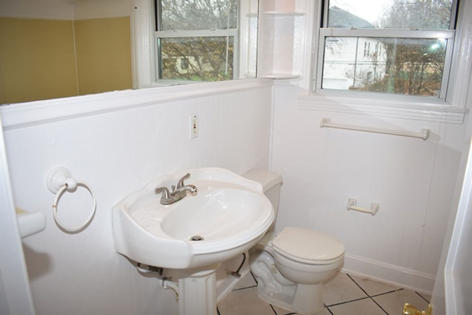 Fort Worth House: 3833 Dexter Avenue