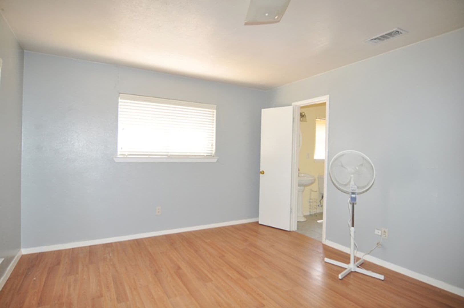 Fort Worth House: 1325 Prelude Drive