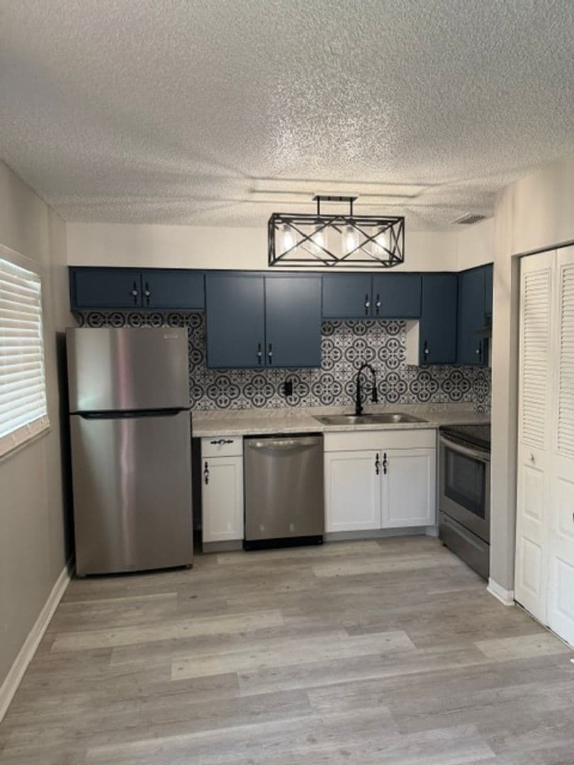 Vero Beach Apartment: 1505 40th Ave