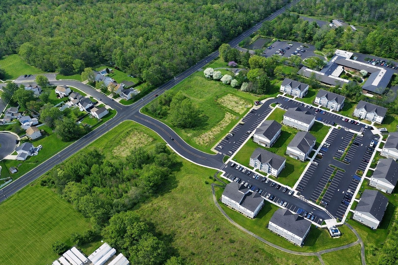 Burlington Township Apartment: 106 Whaler Way