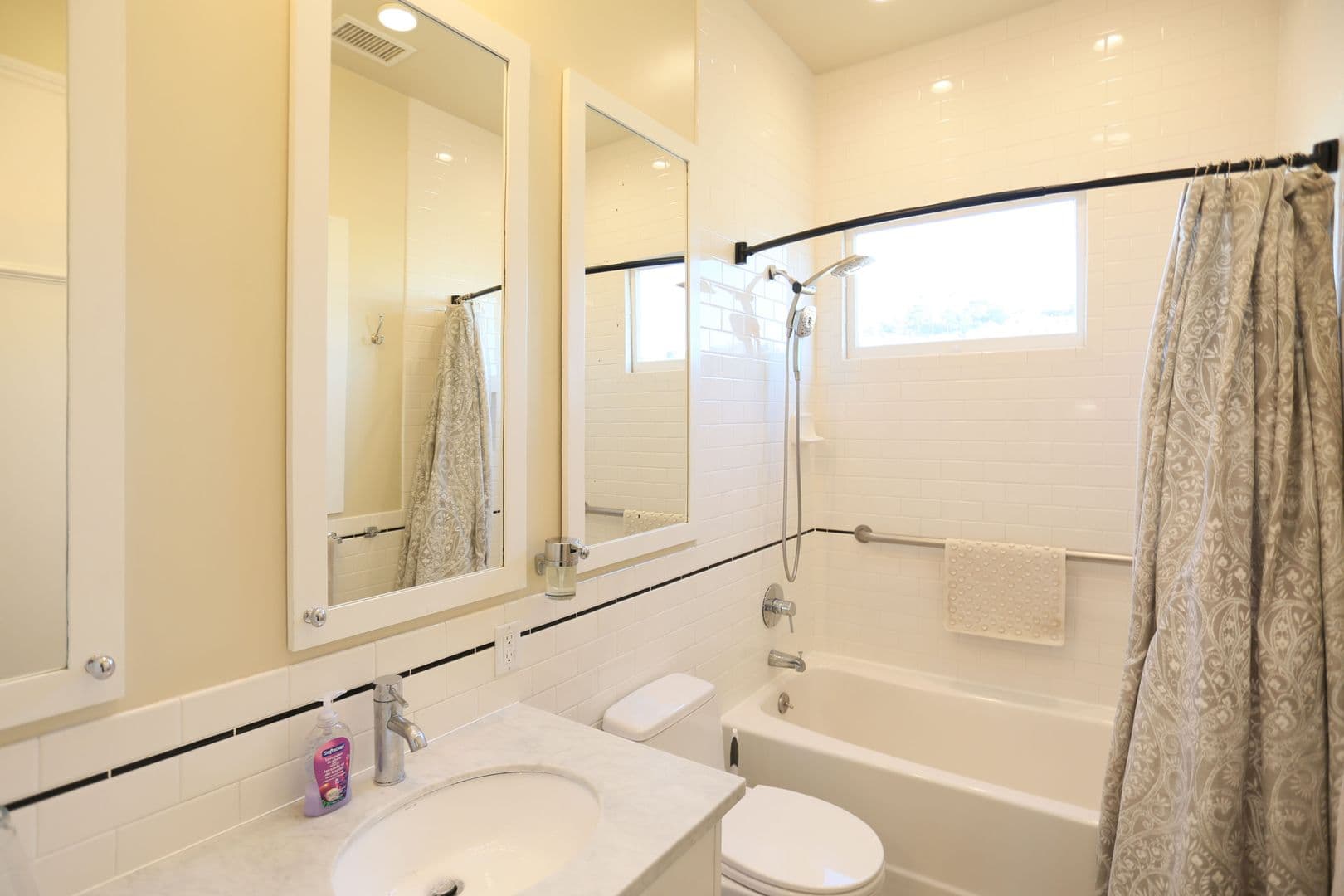 San Francisco Apartment: 732 San Jose Avenue