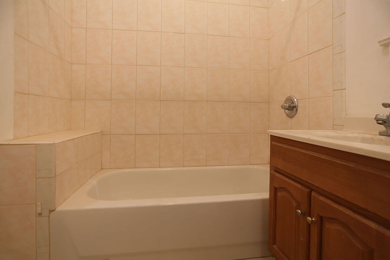San Francisco Apartment: 797 Bush Street