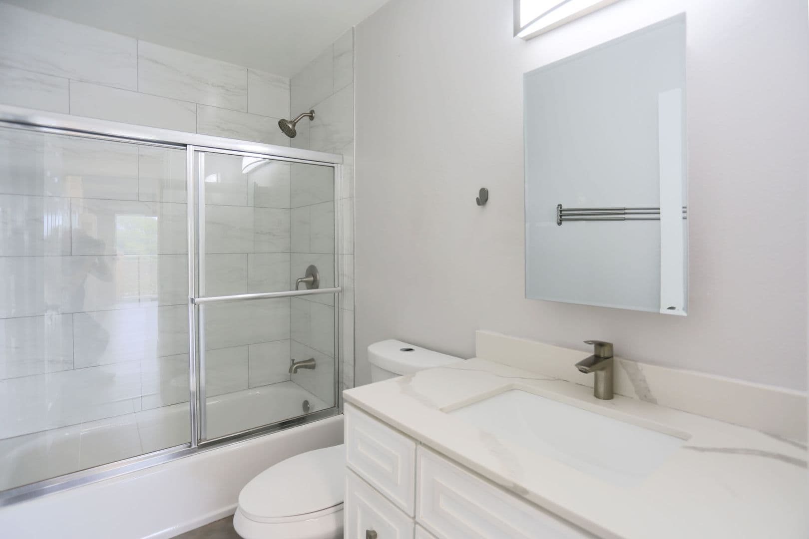 Richmond House: 5400 Highland Avenue