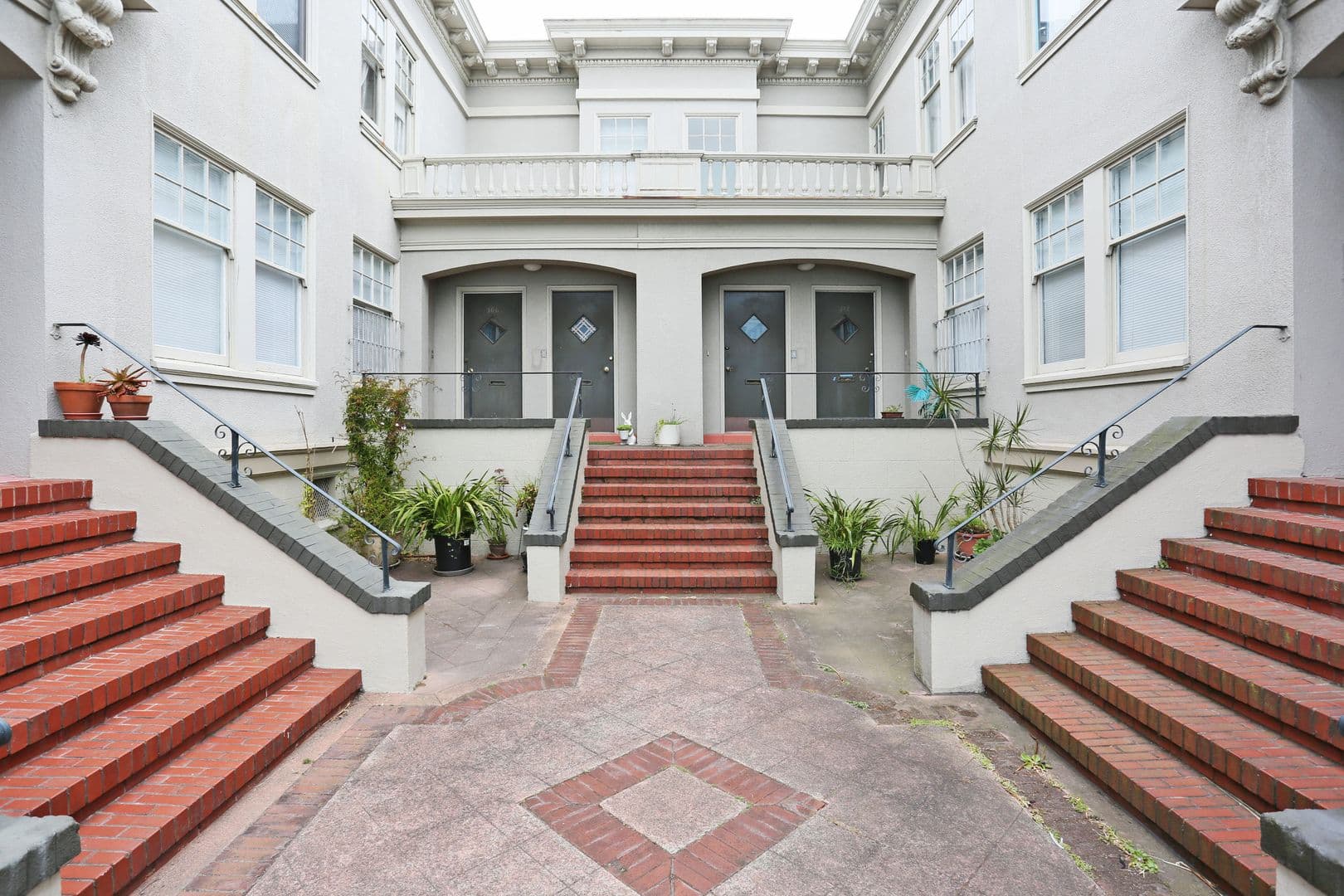 San Francisco Apartment: 312 20th Avenue