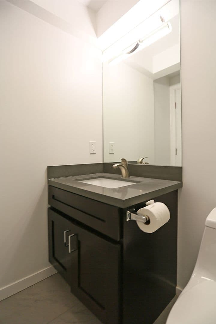 San Francisco Apartment: 1850 35th Avenue