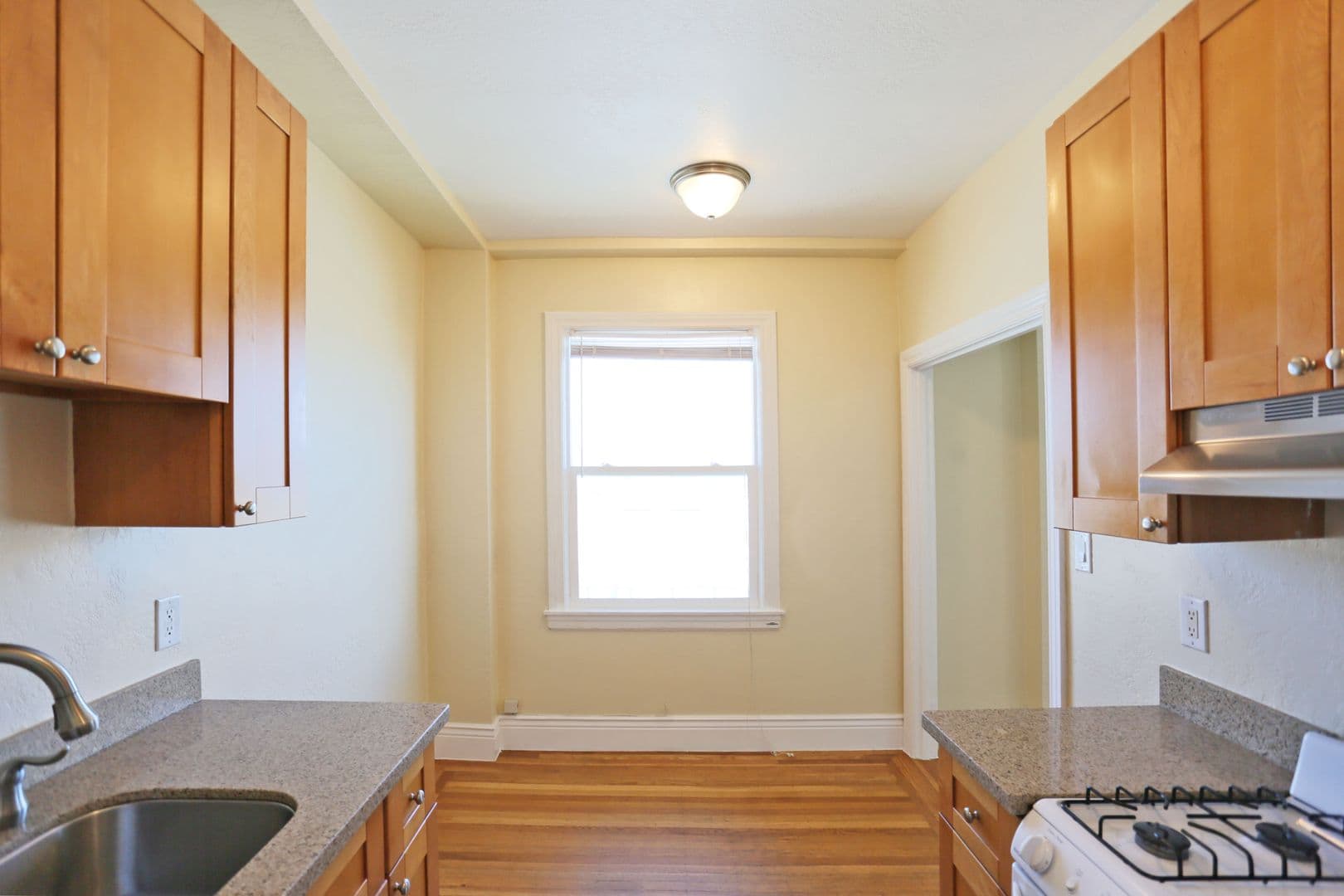 San Francisco Apartment: 494 27th Avenue