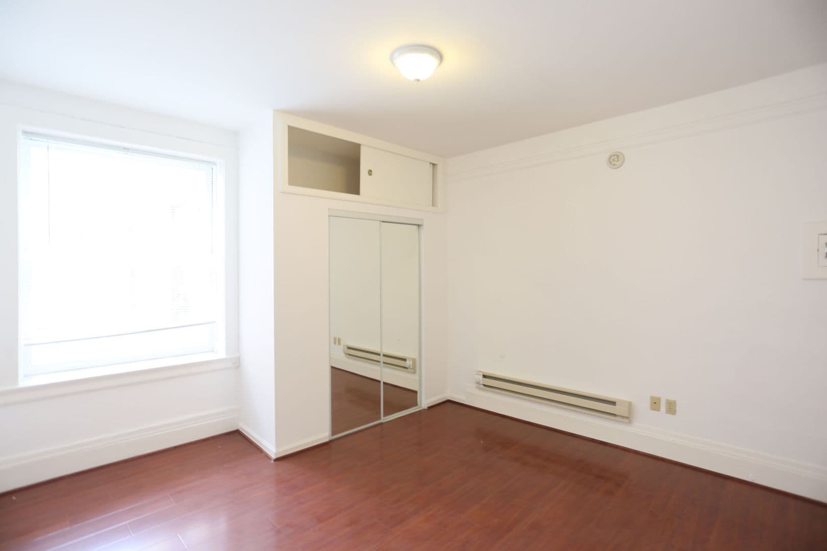 San Francisco House: 660 Bush Street #502