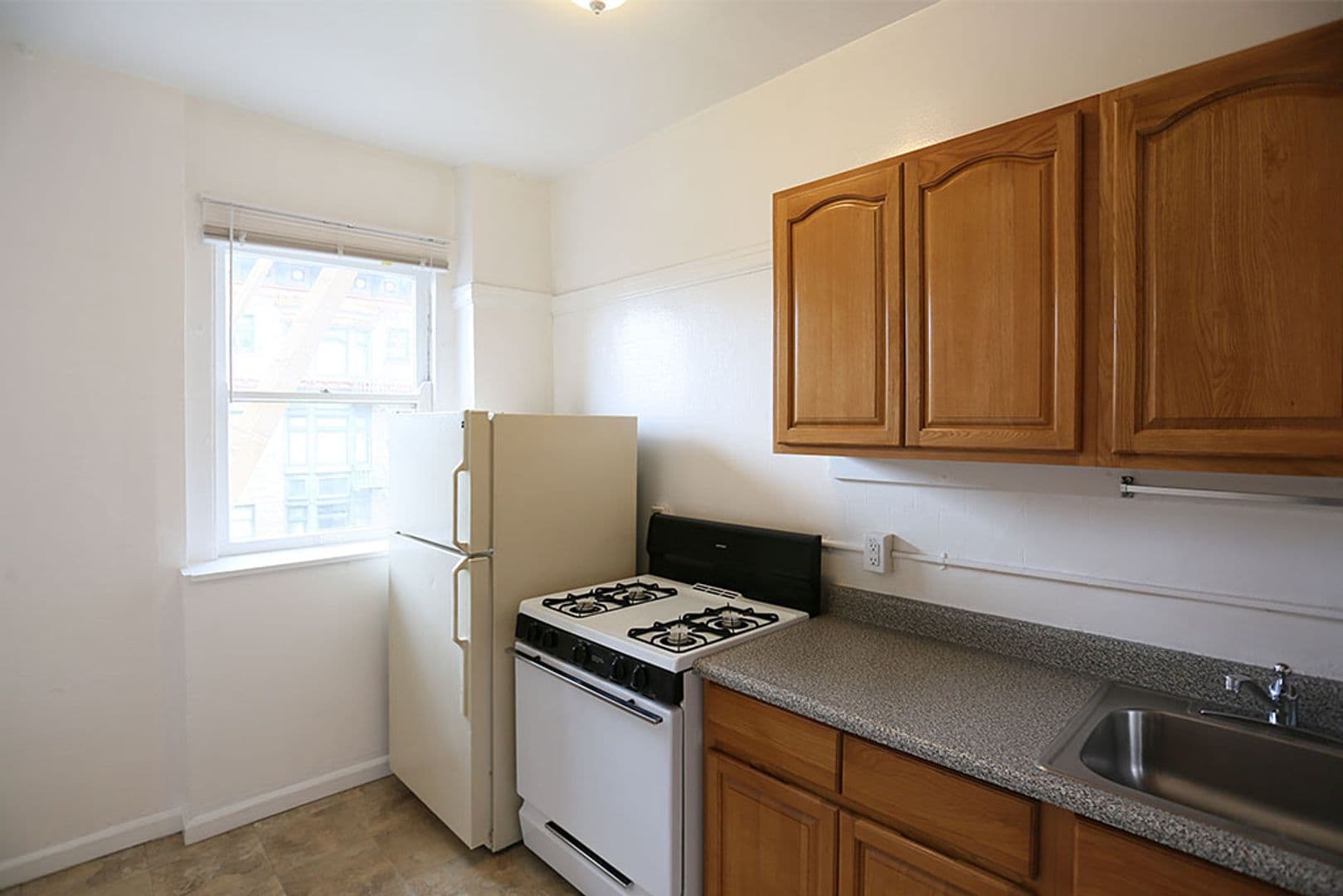 San Francisco House: 797 Bush St - #405
