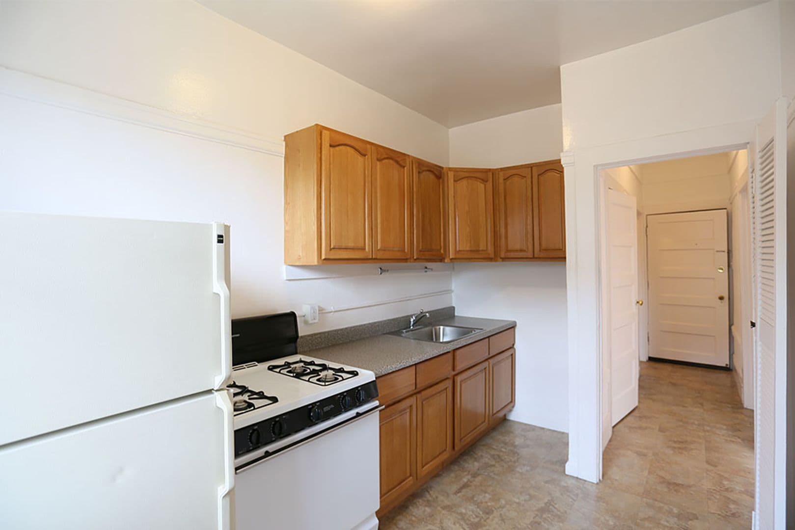 San Francisco House: 797 Bush St - #405