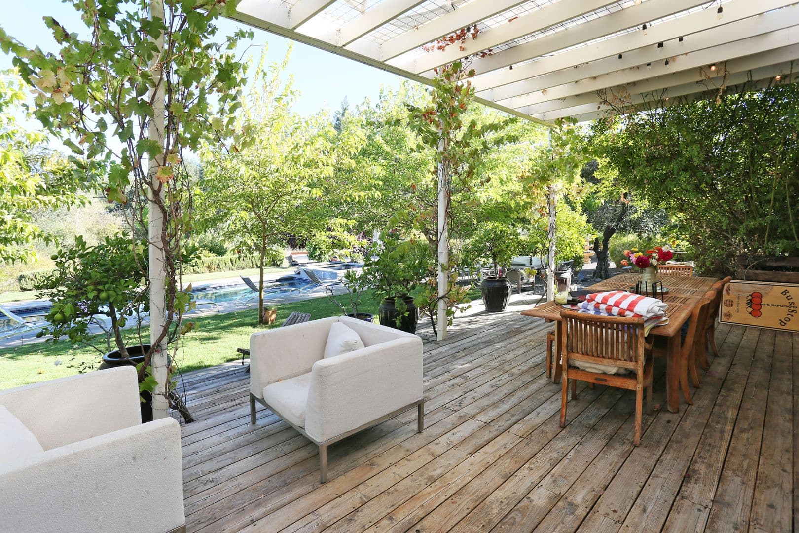 Healdsburg House: 14950 Chalk Hill Road