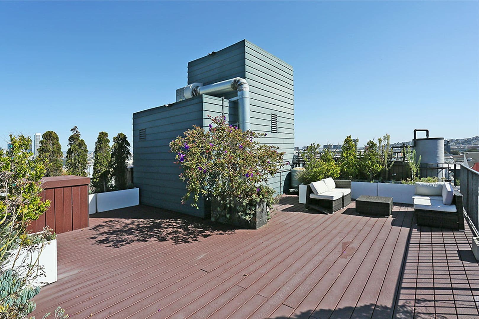 San Francisco House: 252 9th Street #304