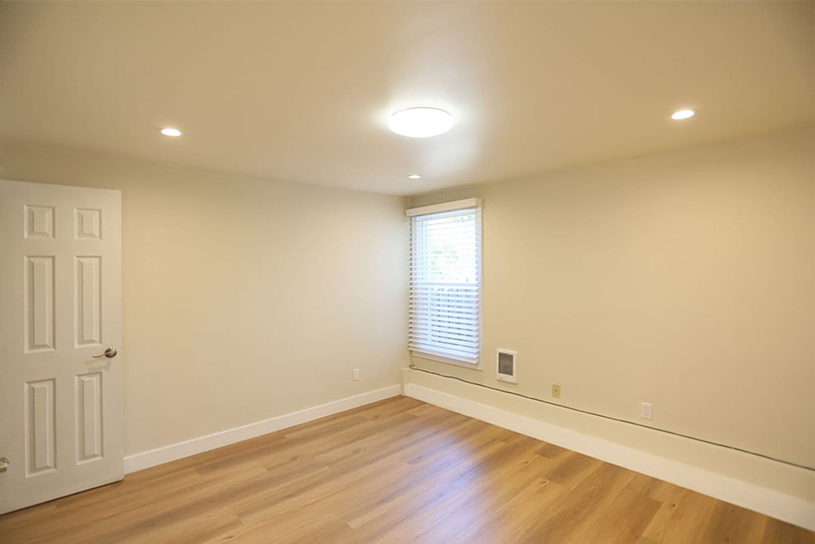 San Francisco Apartment: 1850 35th Avenue