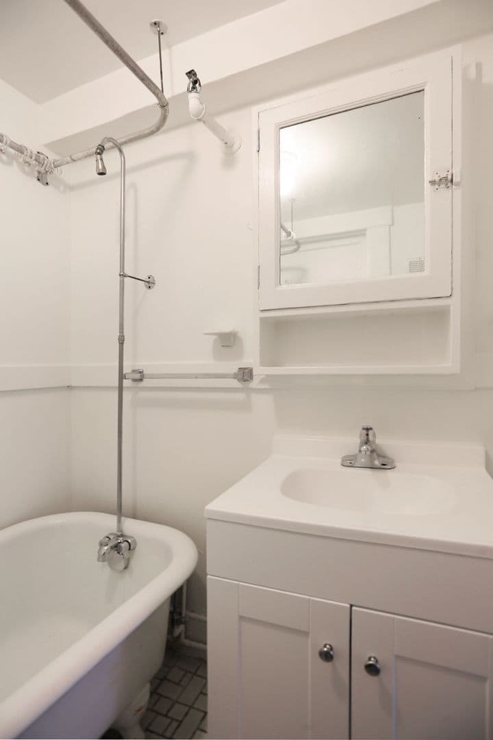San Francisco Apartment: 780 Guerrero Street #1