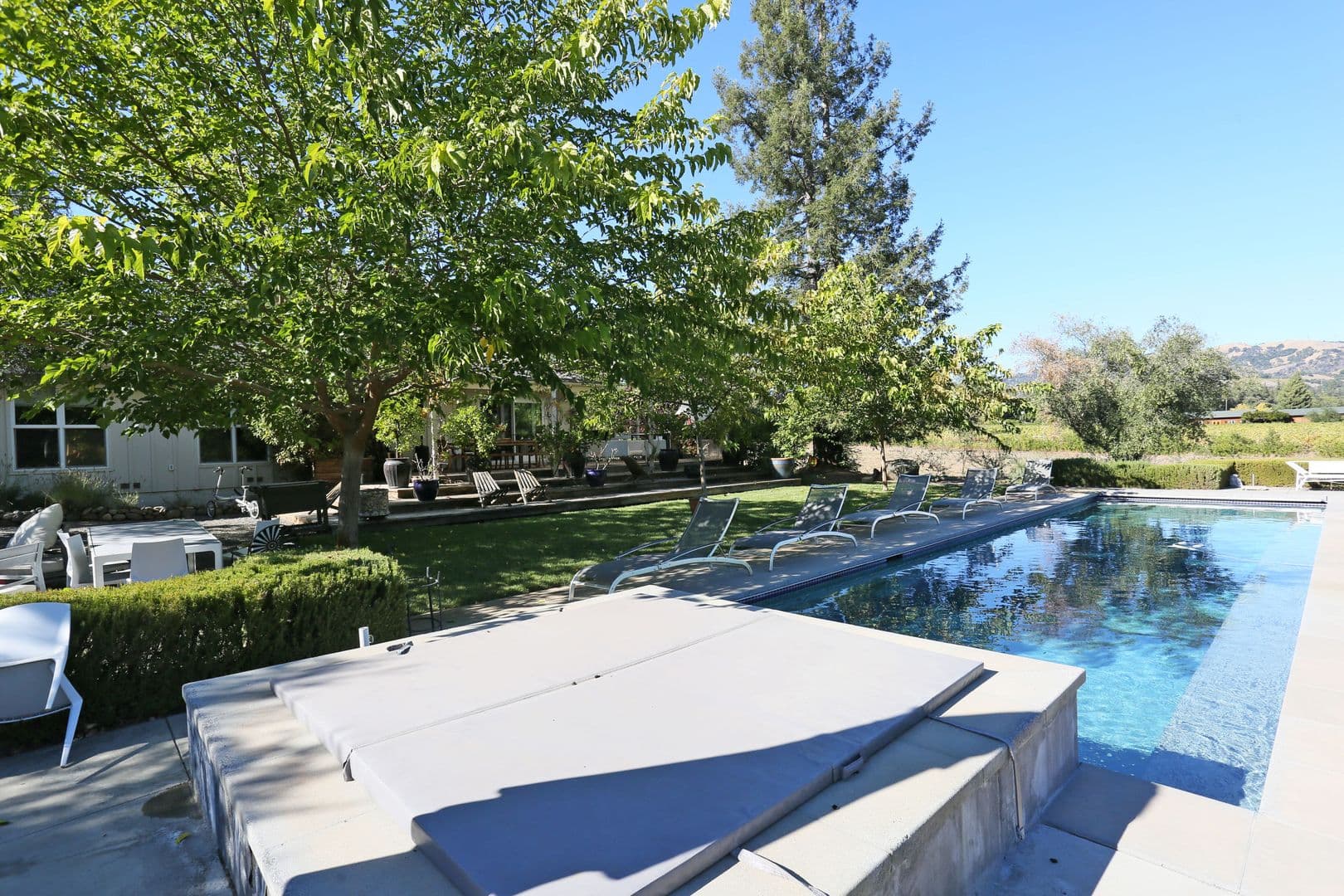 Healdsburg House: 14950 Chalk Hill Road