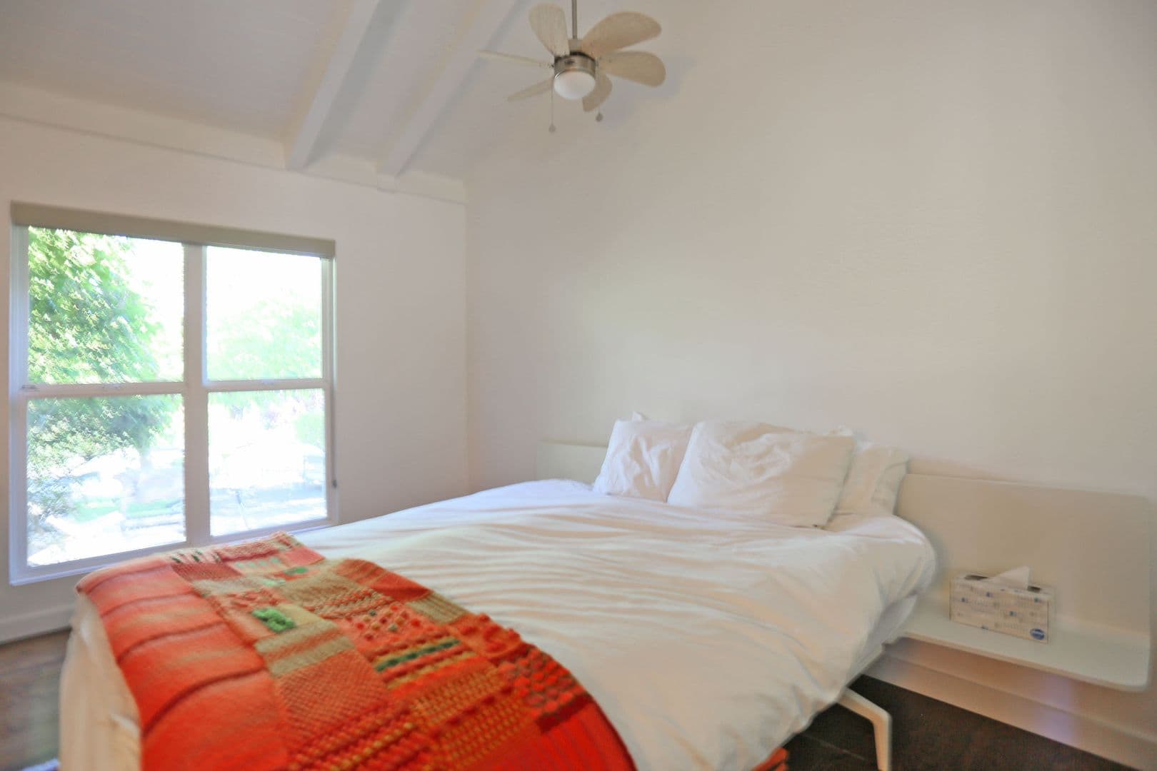 Healdsburg House: 14950 Chalk Hill Road