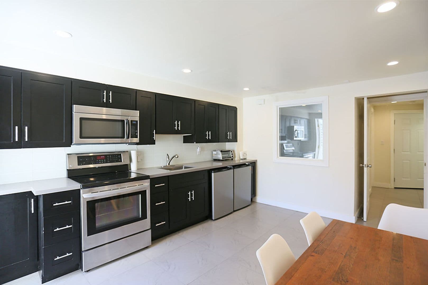 San Francisco Apartment: 1850 35th Avenue
