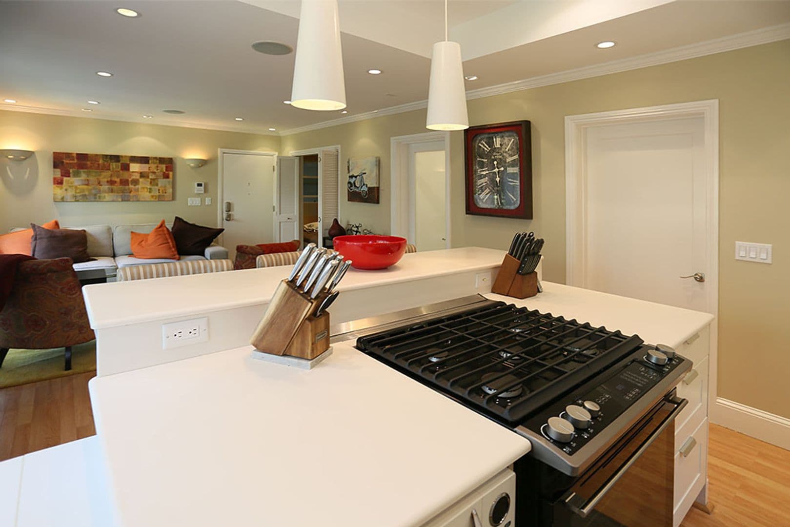 San Francisco House: 2250 North Point Street, #7