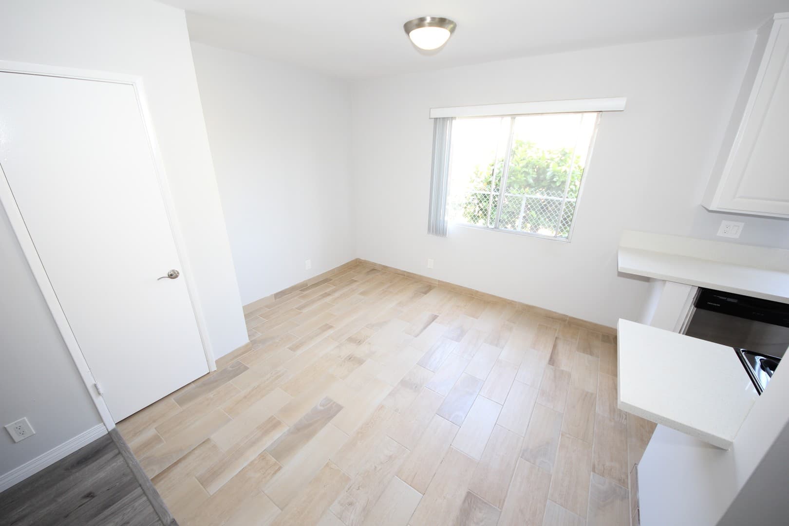 Santa Monica Apartment: 1518 9th Street
