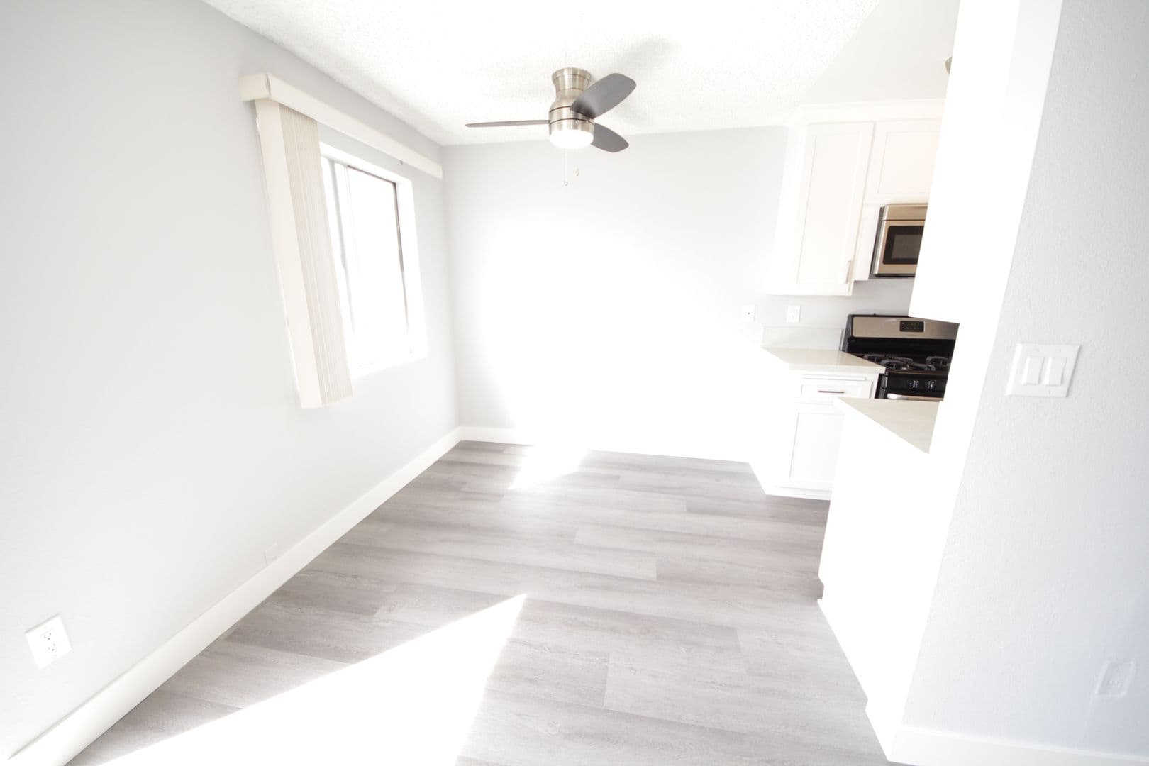 Los Angeles Apartment: 12133, 12135 Mitchell Avenue