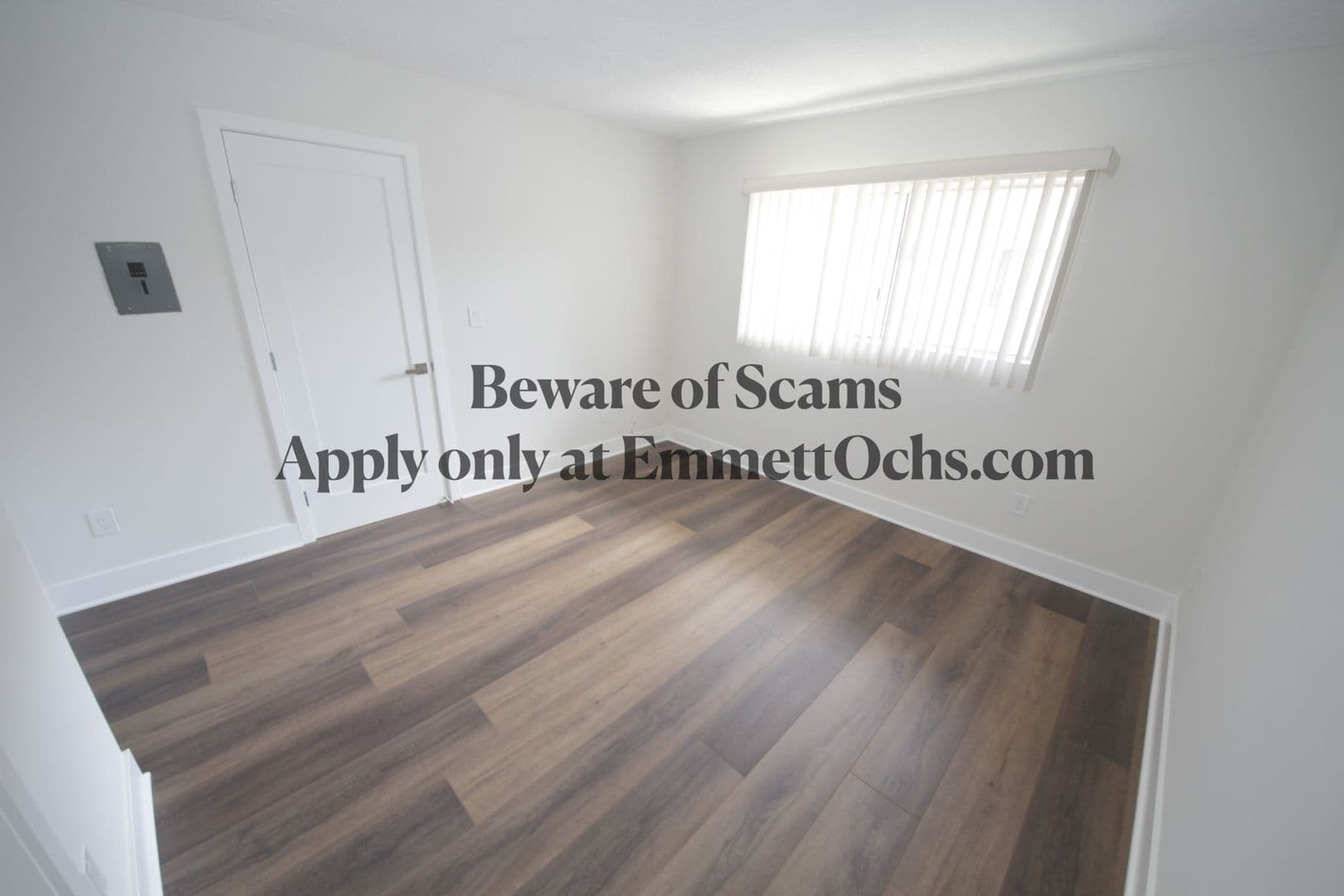 Los Angeles Apartment: 12133, 12135 Mitchell Avenue