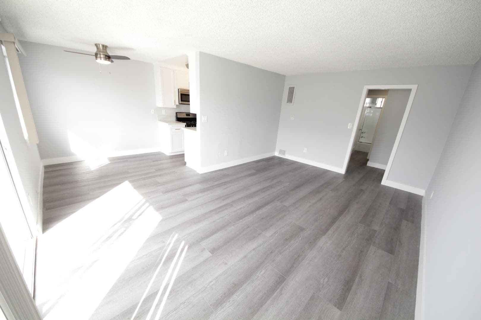 Los Angeles Apartment: 12133, 12135 Mitchell Avenue