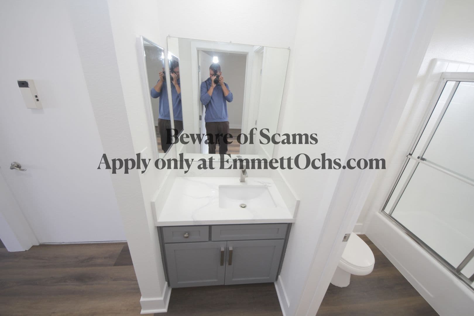 Los Angeles Apartment: 12133, 12135 Mitchell Avenue