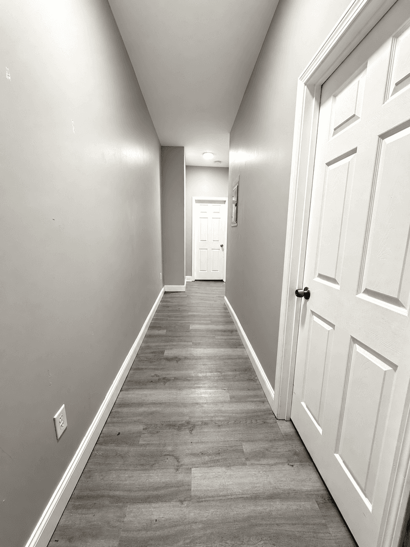 Waterbury Apartment: 66 Holmes Ave