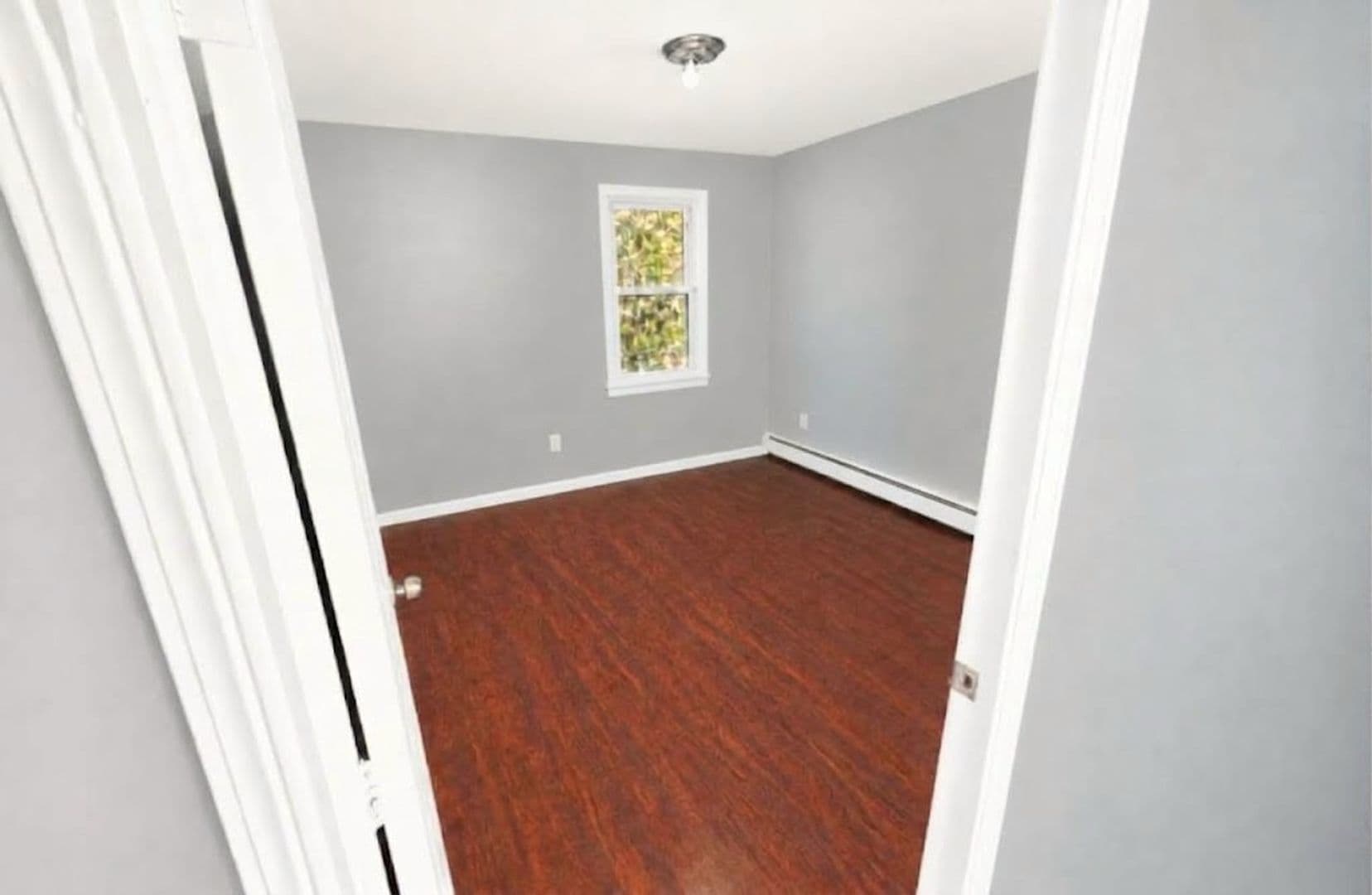 WATERBURY Apartment: 1696 N MAIN STREET