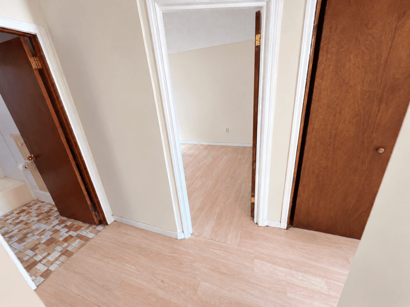 Waterbury Apartment: 34 Royal Oak Dr