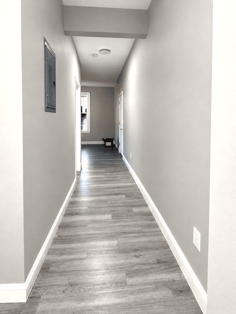Waterbury Apartment: 66 Holmes Ave