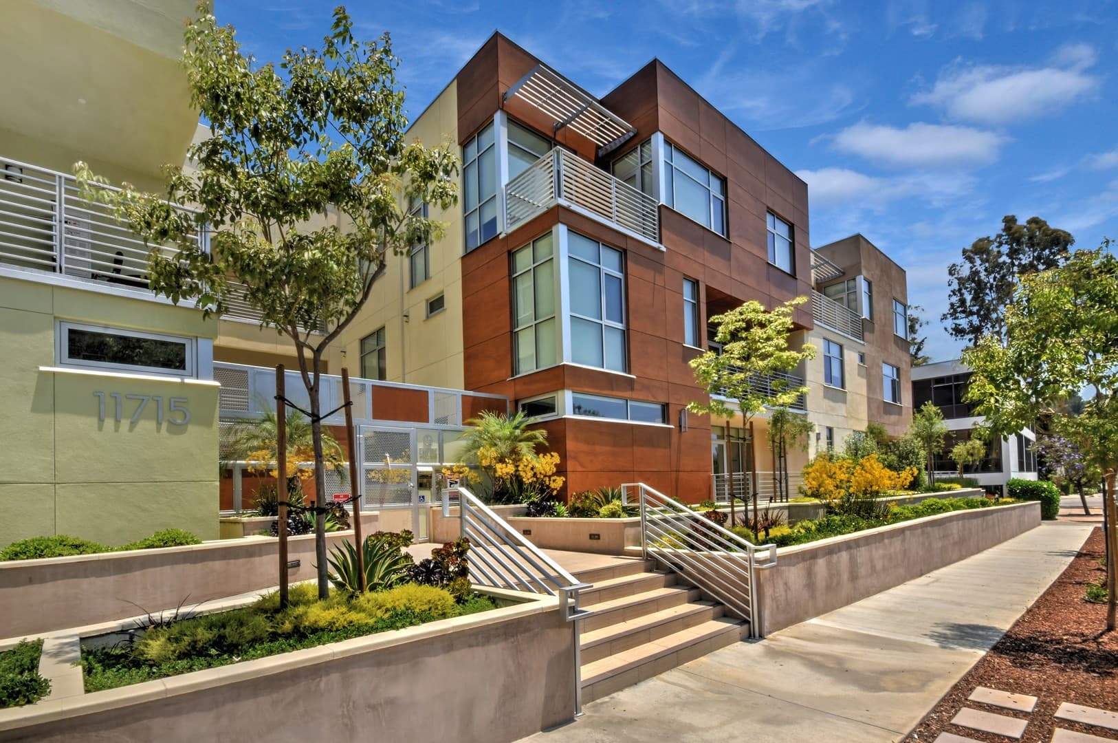 Bel-Air Apartment: 11715 Bellagio Road