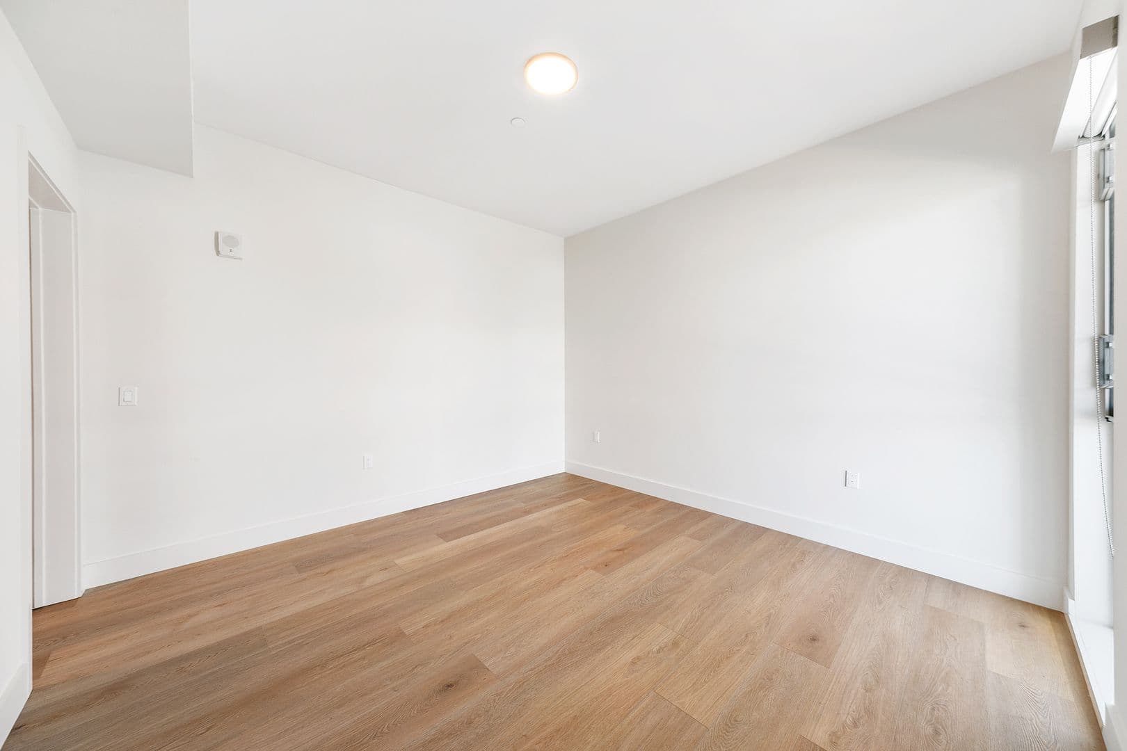 West Hollywood Apartment: 1001 N Fairfax Ave