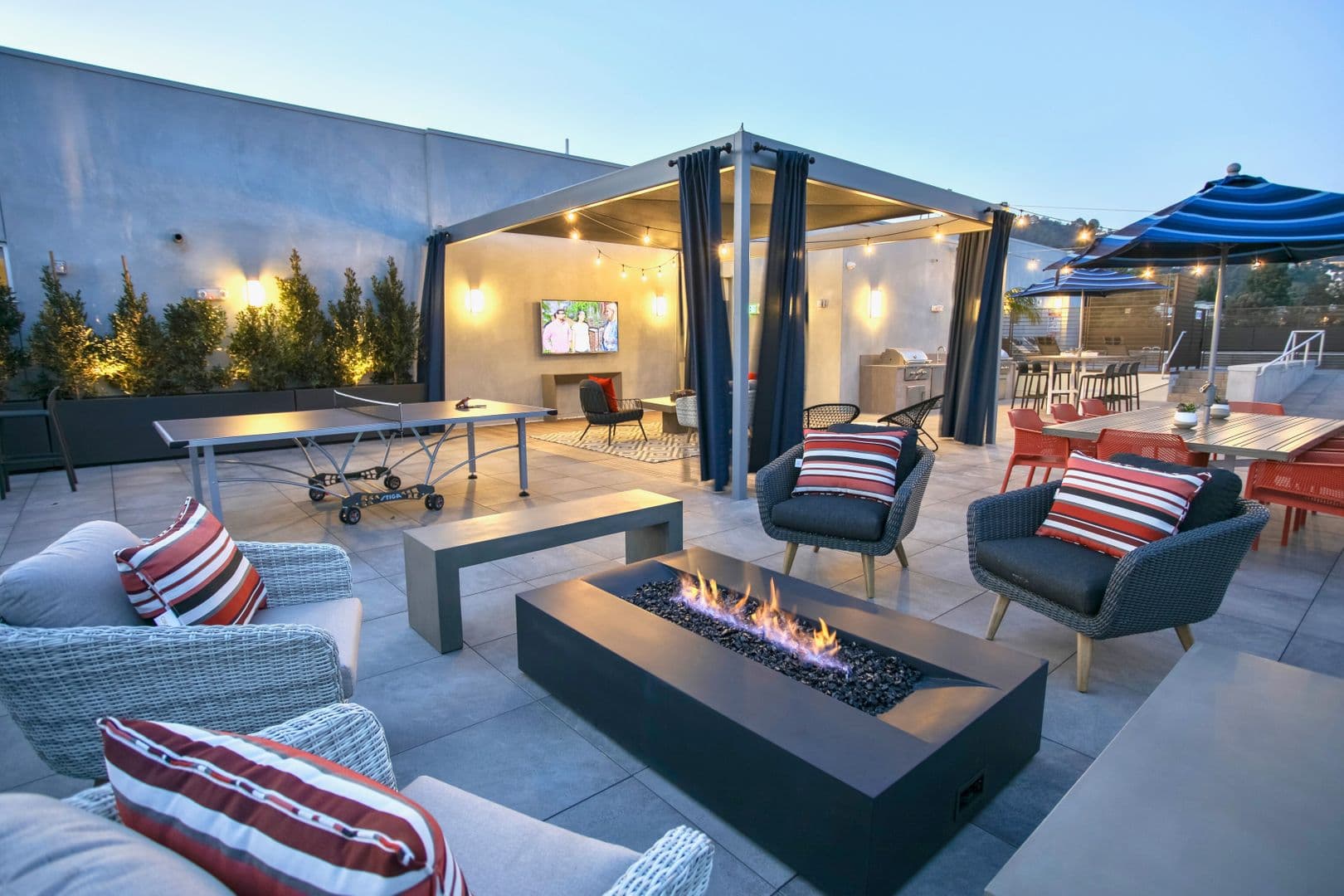 West Hollywood Apartment: 8017 Norton Avenue