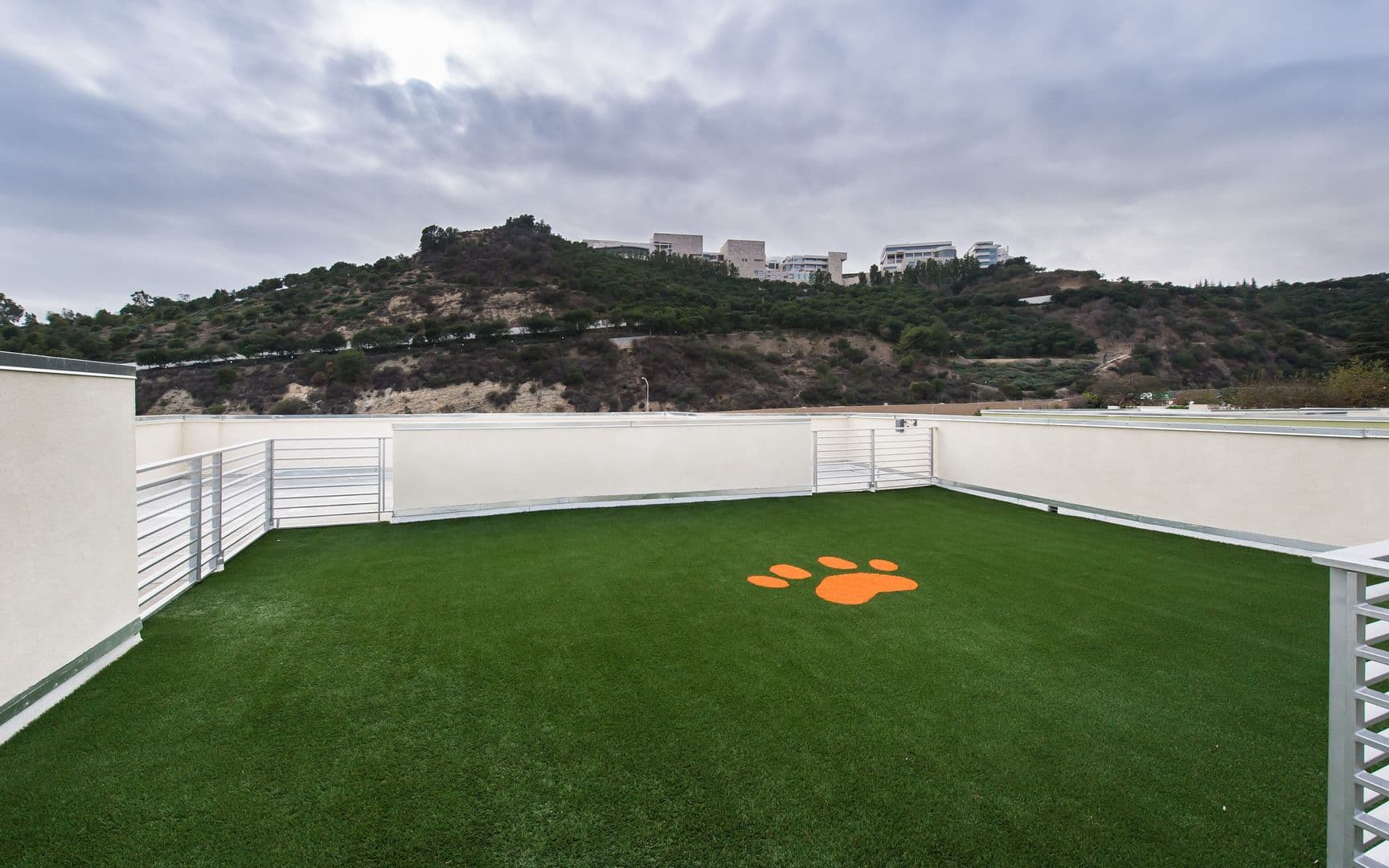Bel-Air Apartment: 11715 Bellagio Road