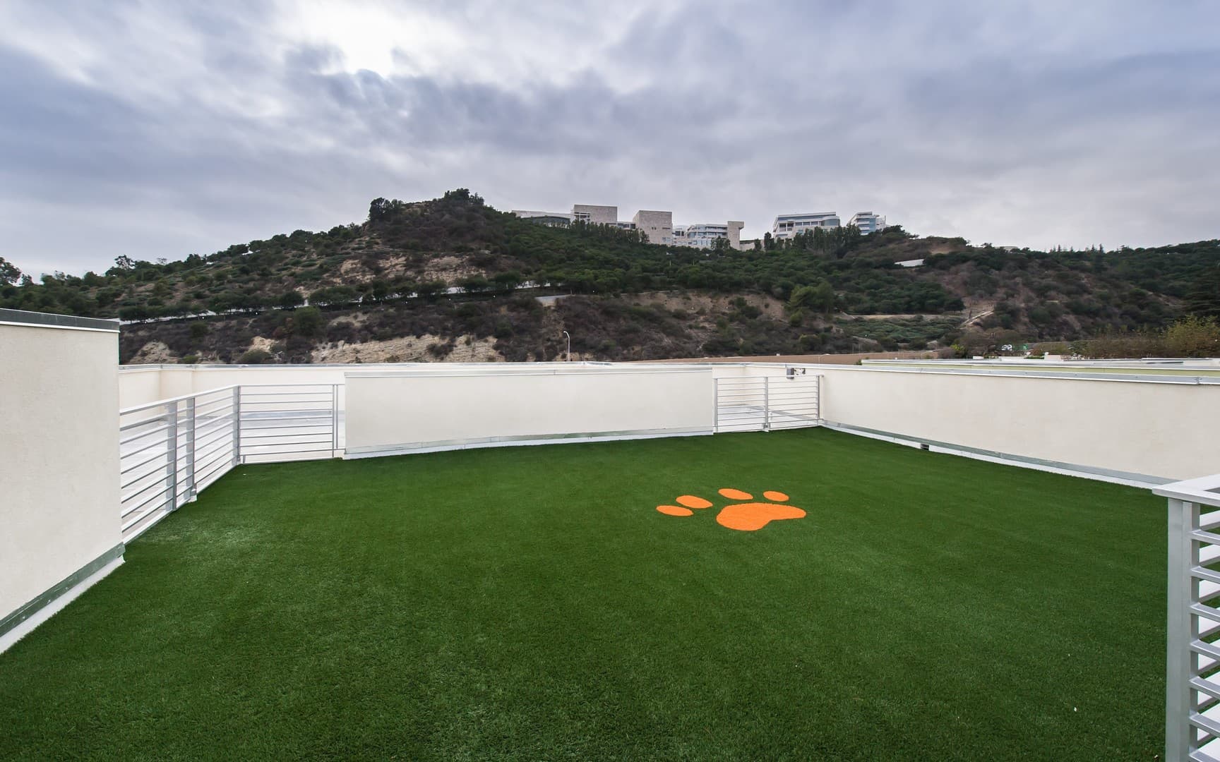 Bel-Air Apartment: 11715 Bellagio Road