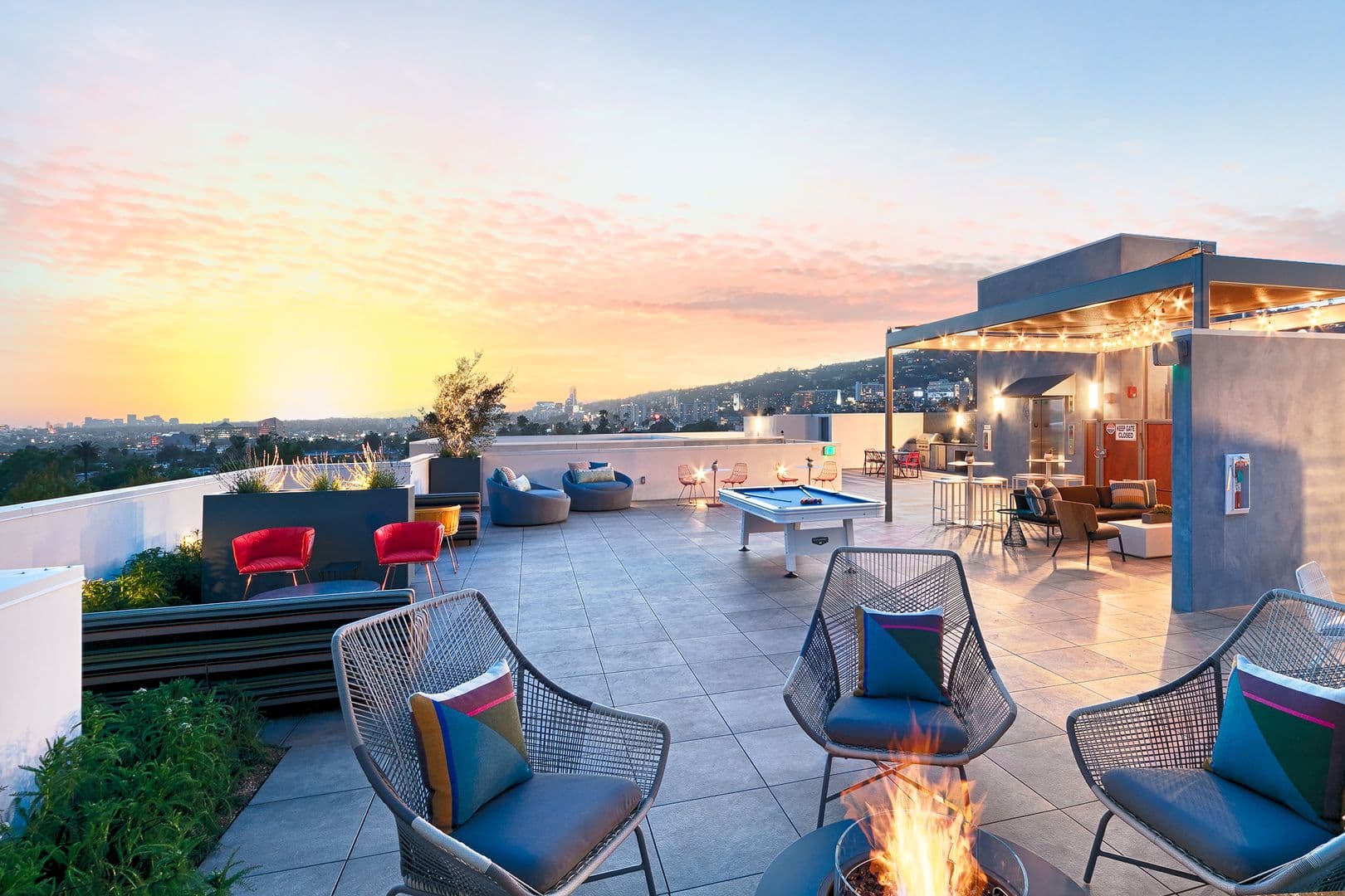 West Hollywood Apartment: 1001 N Fairfax Ave
