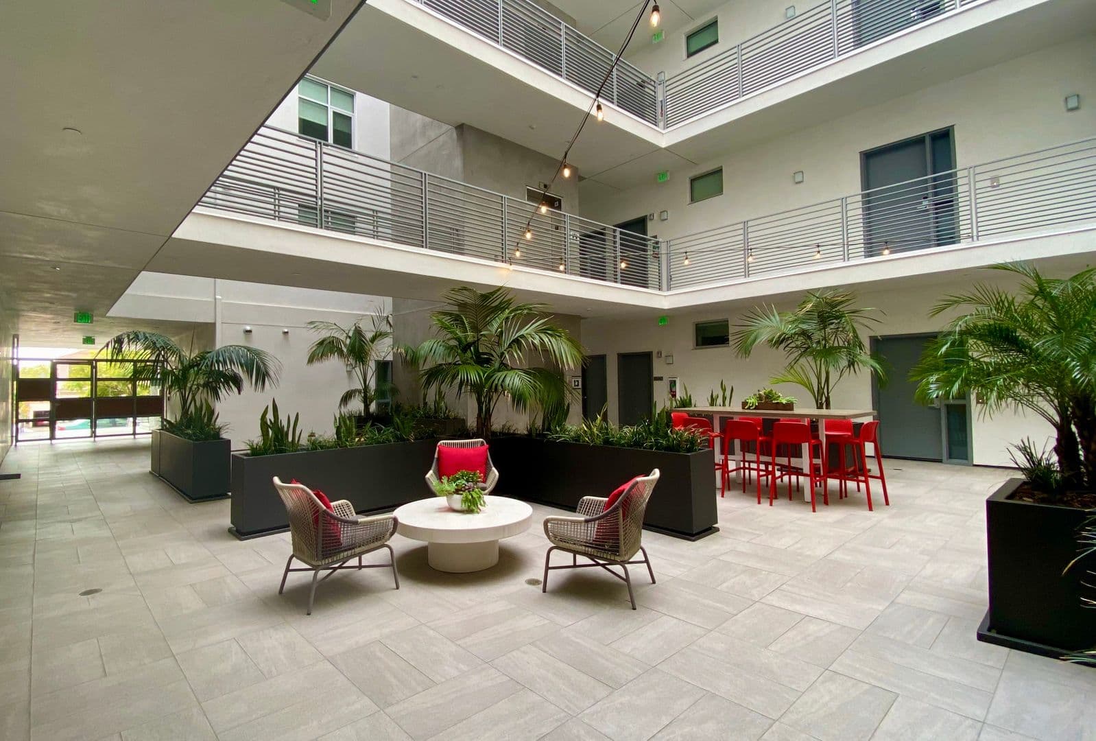 West Hollywood Apartment: 8017 Norton Avenue